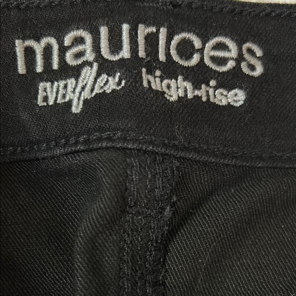 Maurices Black Ankle Cropped Jeans - Picture 2 of 7